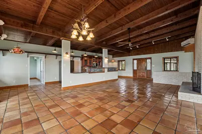 427 Vancouver St, Pensacola, FL 32507 - Photo 9