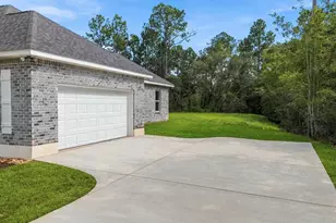 6413 Malibu Ave, Milton, FL 32583 - Photo 7