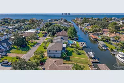 1153 Sunset Ln, Gulf Breeze, FL 32563 - Photo 45