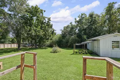 833 Graham Rd, Cantonment, FL 32533 - Photo 51
