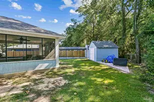 701 Boxwood Dr, Pensacola, FL 32503 - Photo 21