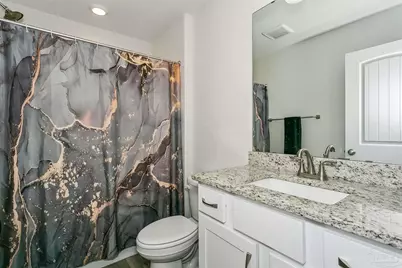 701 Boxwood Dr, Pensacola, FL 32503 - Photo 17