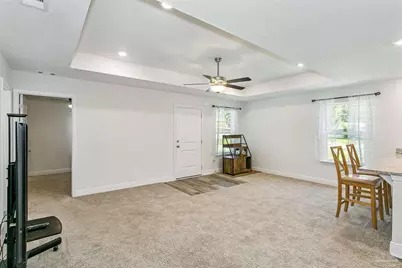 701 Boxwood Dr, Pensacola, FL 32503 - Photo 7