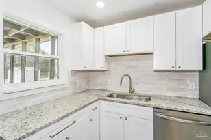 4373 Pine Villa Cir, Pace, FL 32571 - Photo 5