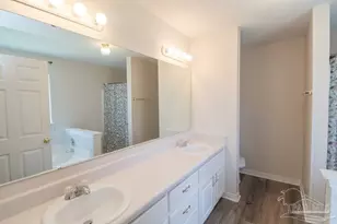643 Downhaul Dr, Pensacola, FL 32507 - Photo 17