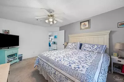 9447 Parker Pl Dr, Navarre, FL 32566 - Photo 15
