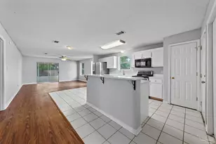 1089 Antigua Cir, Pensacola, FL 32506 - Photo 3