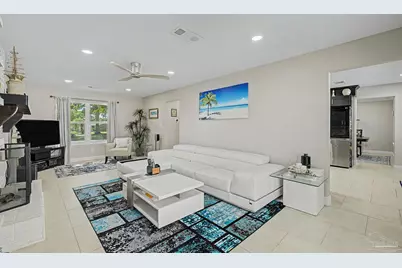 5715 Hilltop Dr, Pensacola, FL 32504 - Photo 15