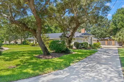 801 Bay Cliffs Rd, Gulf Breeze, FL 32561 - Photo 47