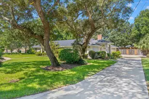 801 Bay Cliffs Rd, Gulf Breeze, FL 32561 - Photo 47