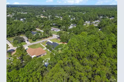 2406 Frontera St, Navarre, FL 32566 - Photo 39