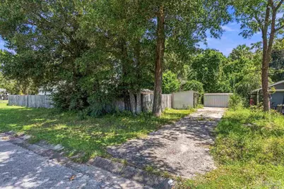 1301 E Yonge St, Pensacola, FL 32503 - Photo 37