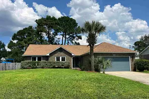 6436 Garden Dr, Gulf Breeze, FL 32563 - Photo 1