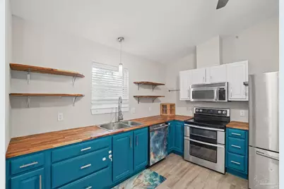 7474 Baywoods Ln, Pensacola, FL 32504 - Photo 3