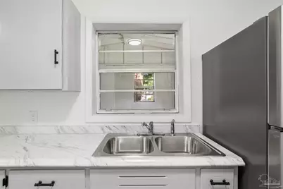 5502 Essex Rd, Pensacola, FL 32506 - Photo 9