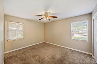 101 NE Oregon Dr, Fort Walton Beach, FL 32548 - Photo 9