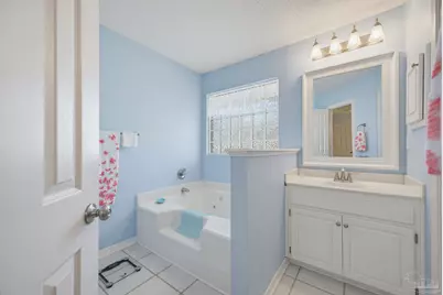 5124 Grumann Dr, Pensacola, FL 32507 - Photo 7