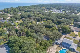 1311 Windsor Park Rd, Gulf Breeze, FL 32563 - Photo 13