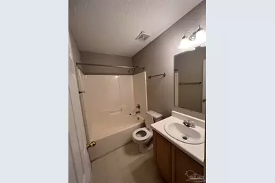 5294 Overbrook Dr, Milton, FL 32570 - Photo 9