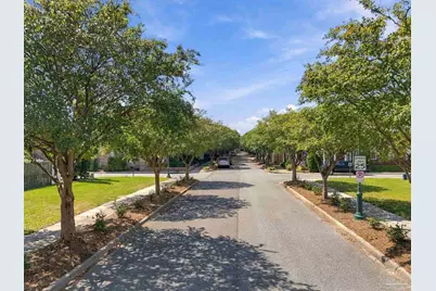 19 North 9th Ave, Pensacola, FL 32502 - Photo 25