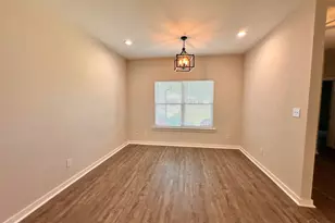 726 Giese Ln, Pensacola, FL 32506 - Photo 3