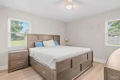 4570 Yacht Harbour Dr, Pensacola, FL 32514 - Photo 21