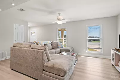 4570 Yacht Harbour Dr, Pensacola, FL 32514 - Photo 5