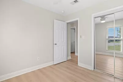 4570 Yacht Harbour Dr, Pensacola, FL 32514 - Photo 15