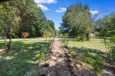 632 Powell St, Pensacola, FL 32534 - Photo 35
