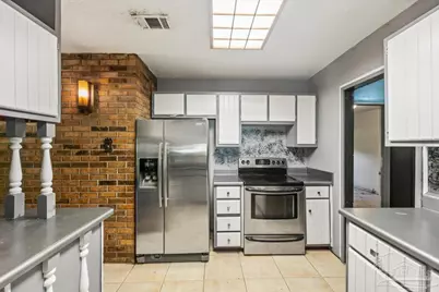 632 Powell St, Pensacola, FL 32534 - Photo 13