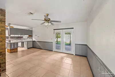 632 Powell St, Pensacola, FL 32534 - Photo 9