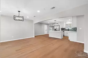 2031 Broyhill Ln, Pensacola, FL 32526 - Photo 5