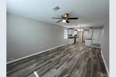 927 Bremen Ave #A, Pensacola, FL 32507 - Photo 3