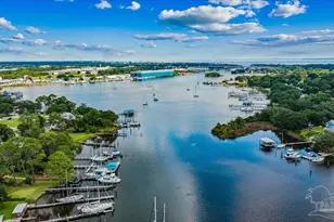 201 Edgewater Dr, Pensacola, FL 32507 - Photo 3