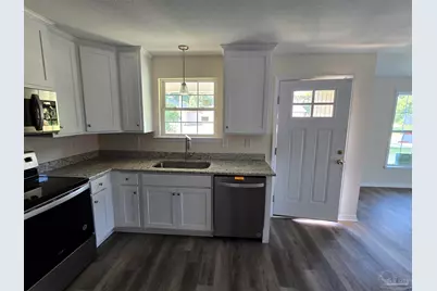 2617 W Leonard St, Pensacola, FL 32505 - Photo 7