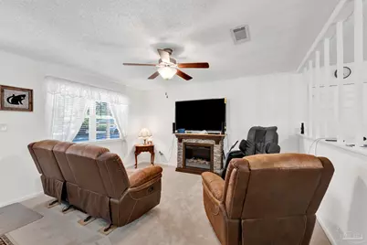 5131 Oakleaf Dr, Pace, FL 32571 - Photo 5