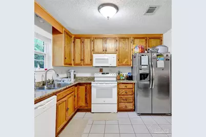5131 Oakleaf Dr, Pace, FL 32571 - Photo 11