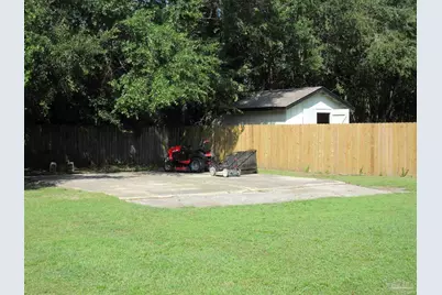 5131 Oakleaf Dr, Pace, FL 32571 - Photo 29