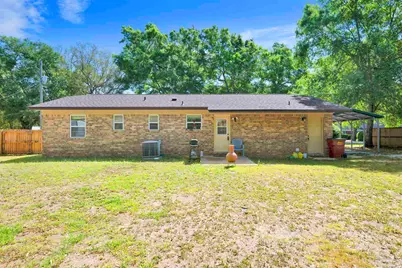 5131 Oakleaf Dr, Pace, FL 32571 - Photo 3