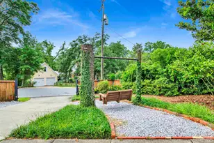 421 Woodbine Dr, Pensacola, FL 32503 - Photo 3
