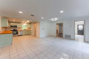 12400 Wildlife Rd, Holt, FL 32564 - Photo 11