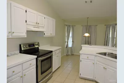 2145 Jarrod Dr, Cantonment, FL 32533 - Photo 5