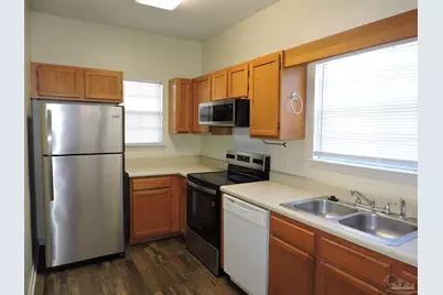1284 Jasper St, Cantonment, FL 32533 - Photo 5