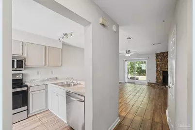 7202 Lago Vista Ct, Pensacola, FL 32506 - Photo 5