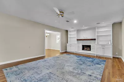 6157 Young Ln, Milton, FL 32570 - Photo 5