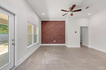 4902 Landmark Ln, Pace, FL 32571 - Photo 7
