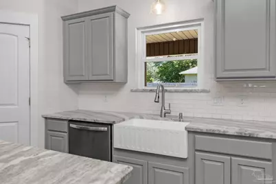4902 Landmark Ln, Pace, FL 32571 - Photo 17