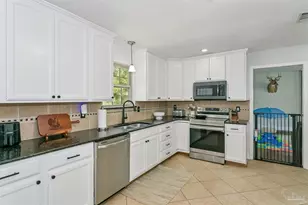 5638 Windham Rd, Milton, FL 32570 - Photo 13