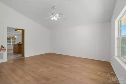 330 Hilburn Pl, Pensacola, FL 32504 - Photo 11