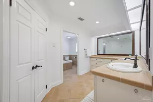 84 Chanteclaire Cir, Gulf Breeze, FL 32561 - Photo 47
